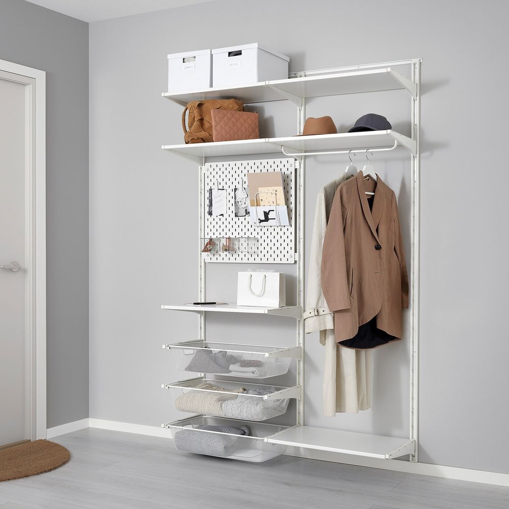 IKEA, вид спереди