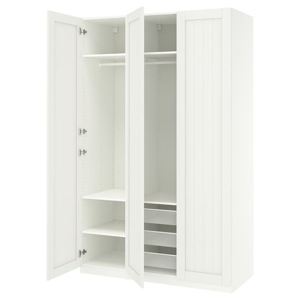 IKEA, вид спереди