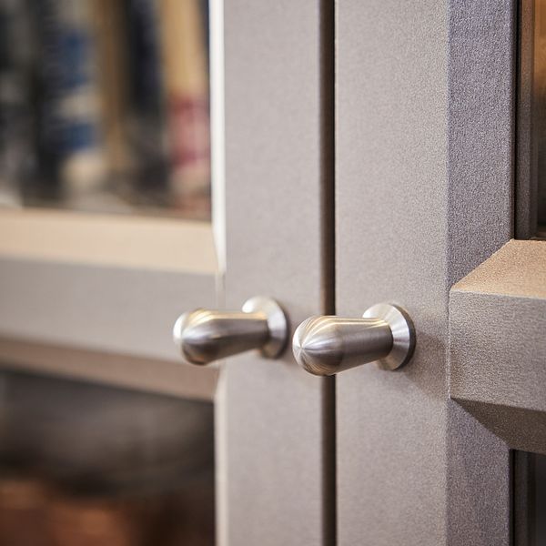 Шкаф книжный со стеклянными дверьми, серый/эффект «металлик» 80x30x202 см IKEA BILLY БИЛЛИ 504.156.05 - фото 8