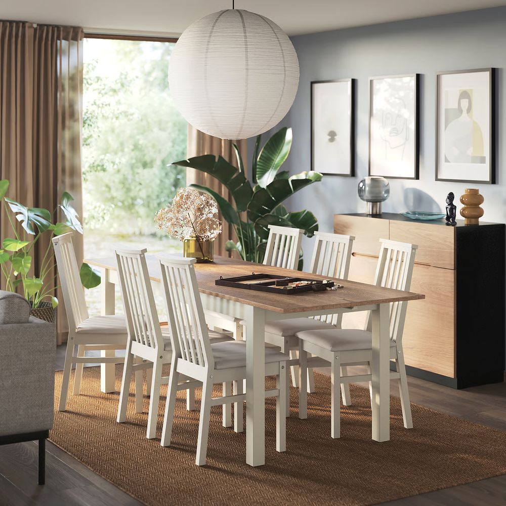 IKEA, вид спереди