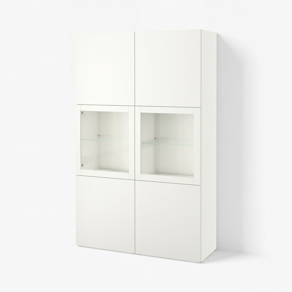 IKEA, вид спереди
