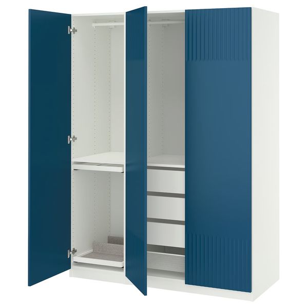 IKEA, вид спереди