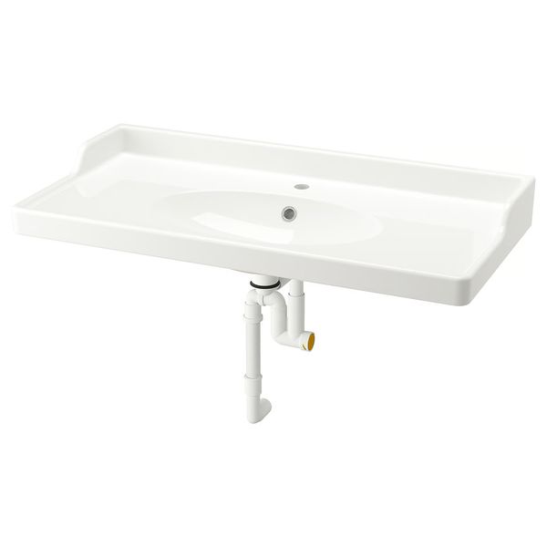 IKEA, вид спереди
