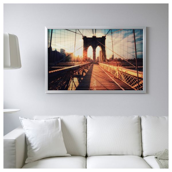 Картина с рамой БЬЁРКСТА, Бруклинский мост на закате, цвет алюминия (118x78 см) - фото 2