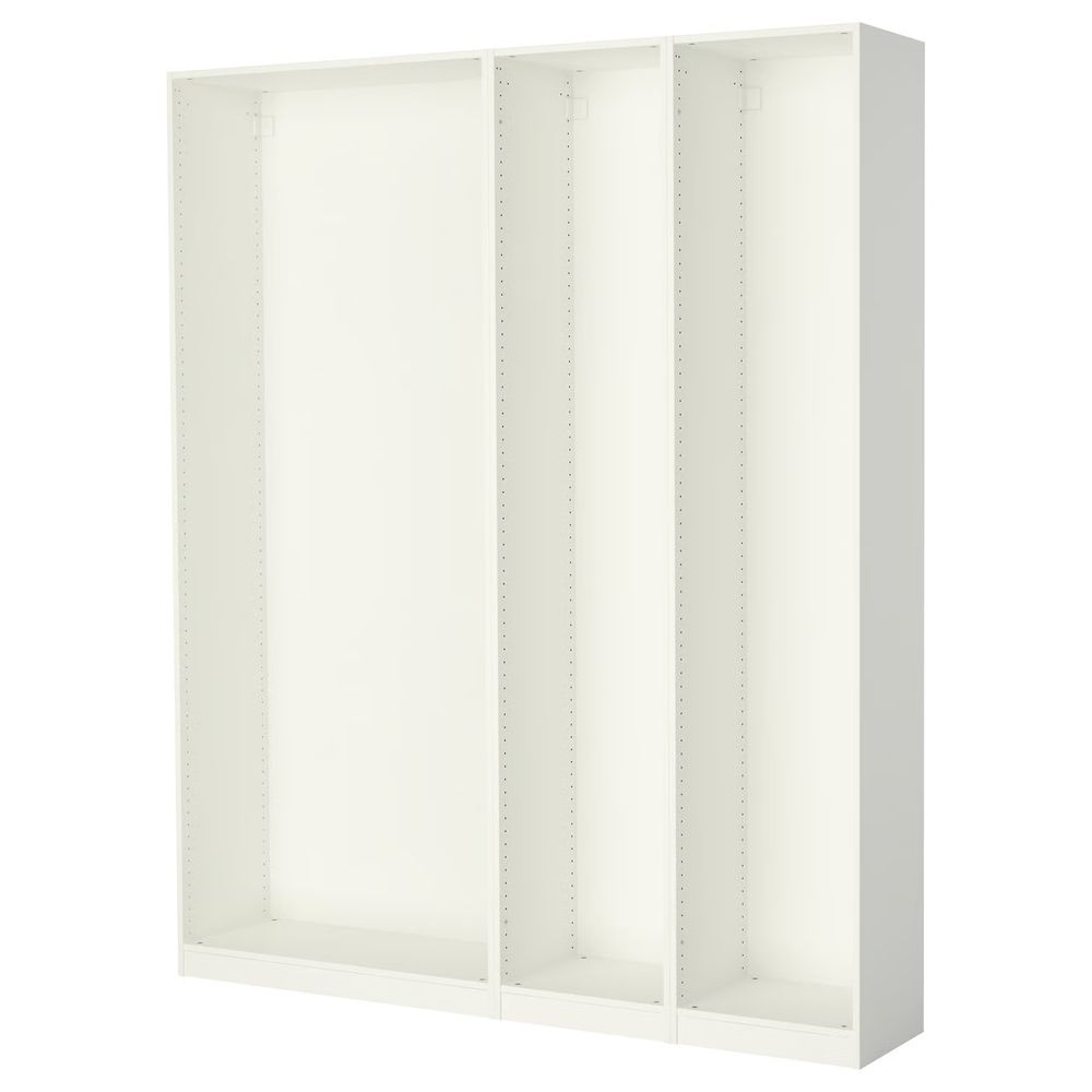 IKEA, вид спереди