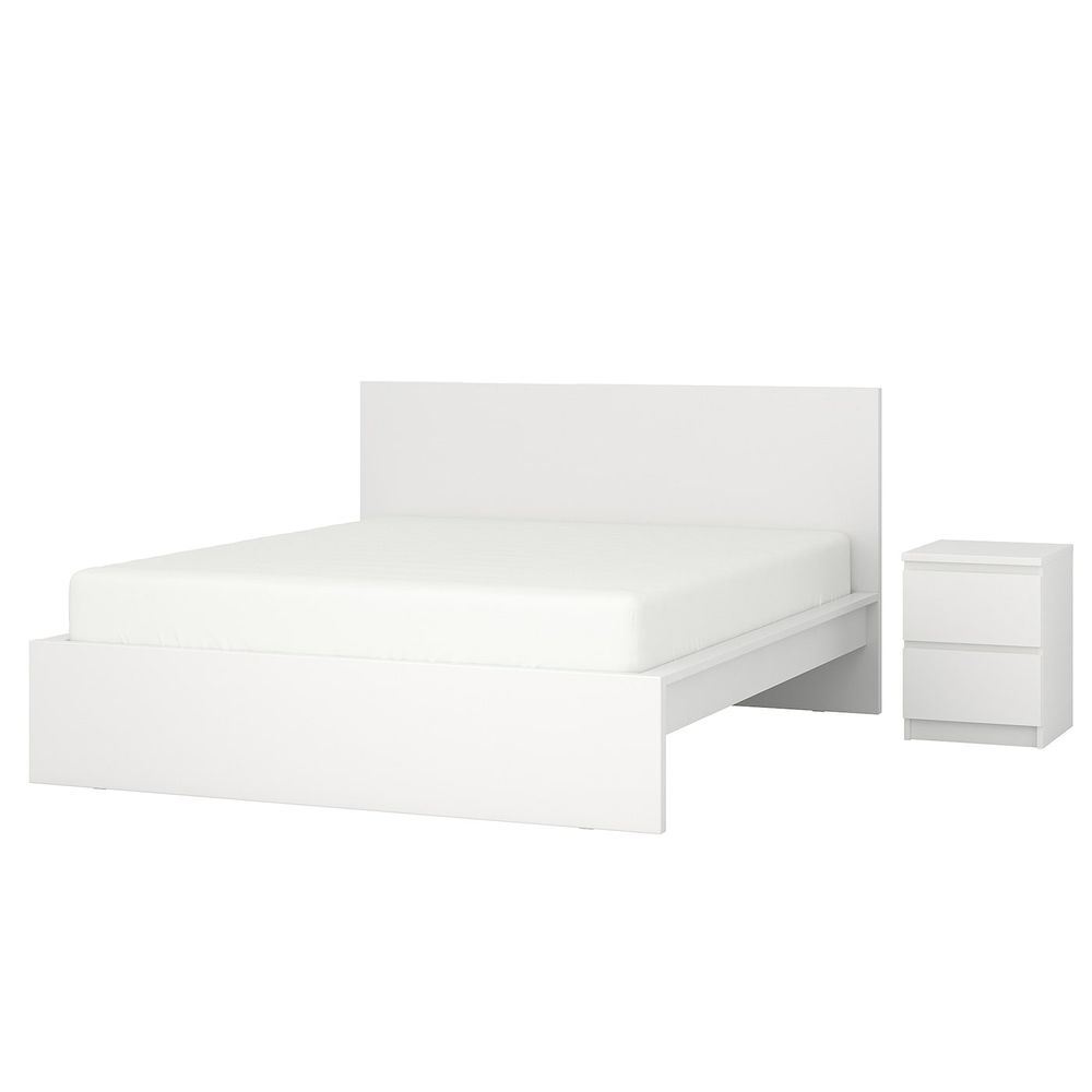 IKEA, вид спереди