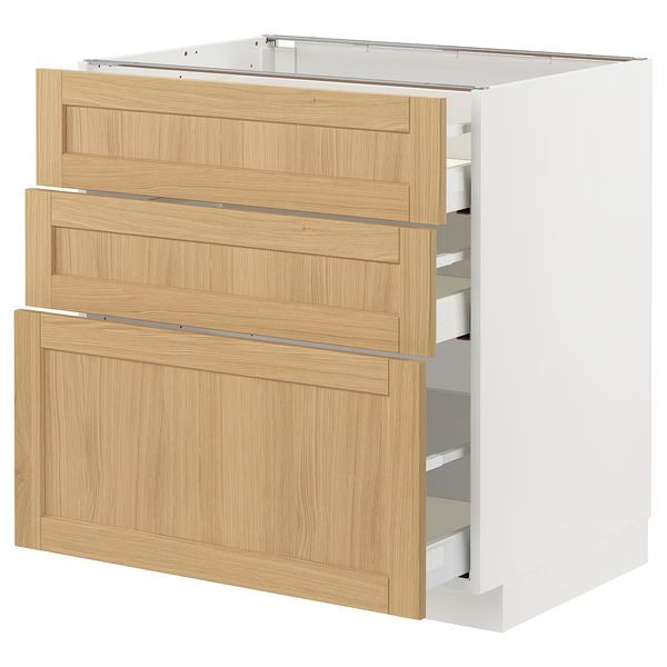 IKEA, вид спереди