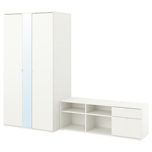 IKEA, вид спереди