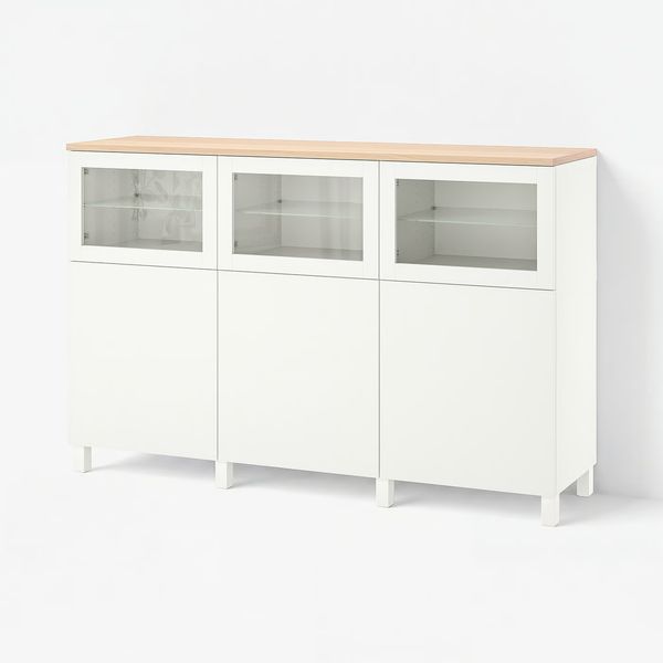 IKEA, вид спереди