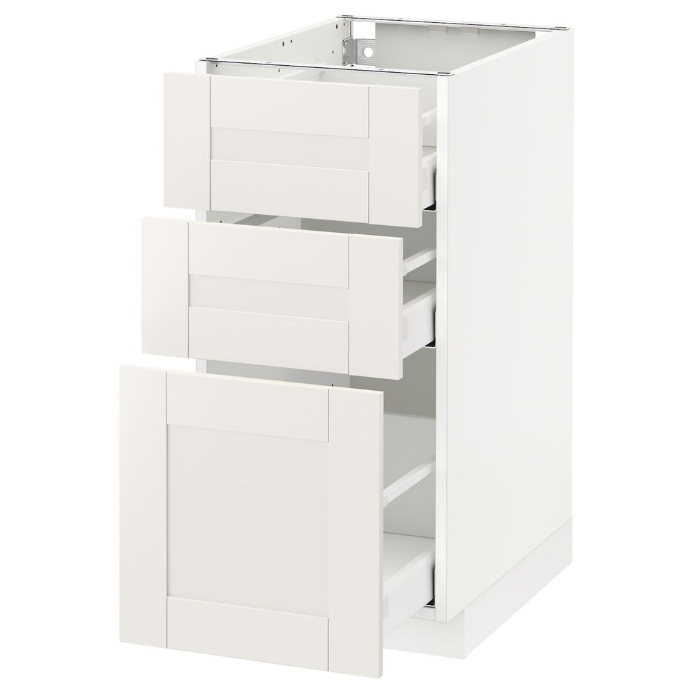 IKEA, вид спереди