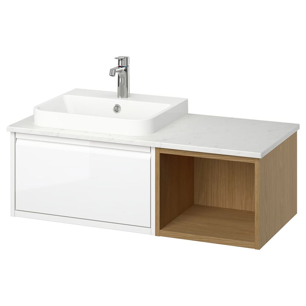IKEA, вид спереди