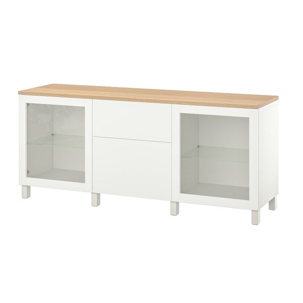 IKEA, вид спереди