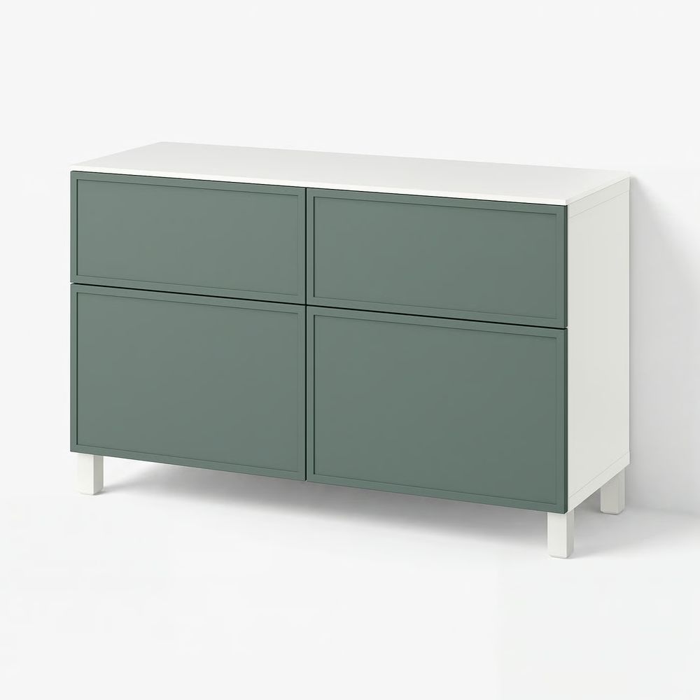 IKEA, вид спереди