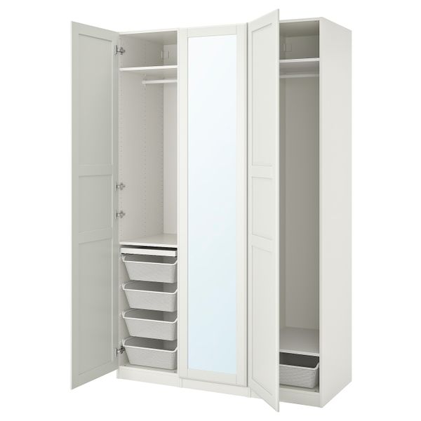 IKEA, вид спереди