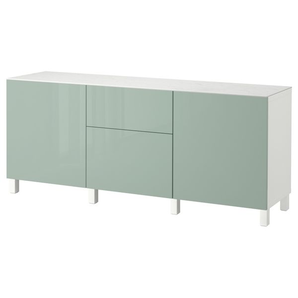 IKEA, вид спереди