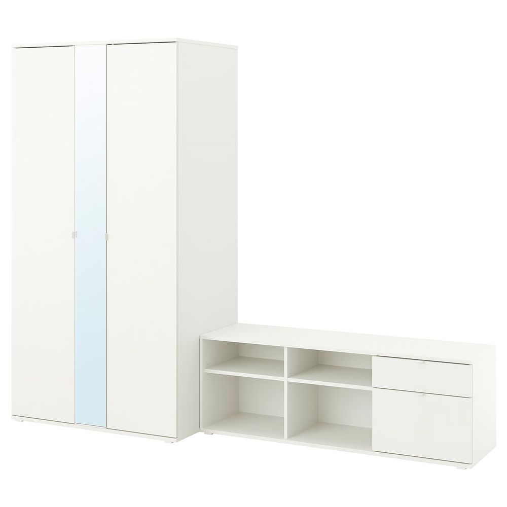 IKEA, вид спереди