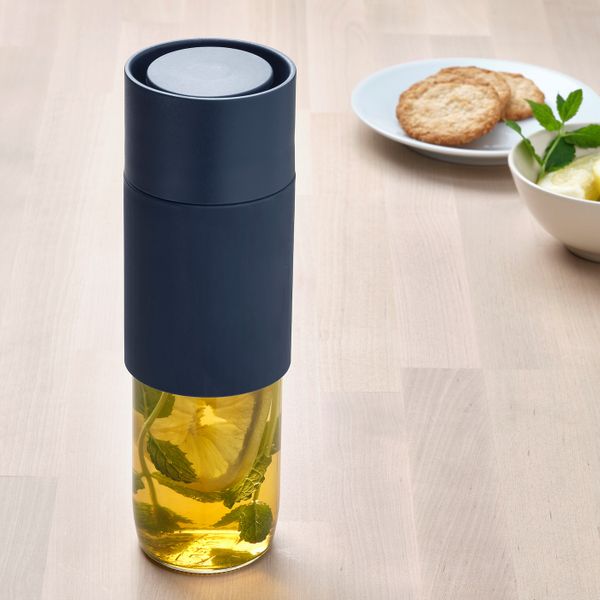 Дорожная кружка, прозрачное стекло/силикон 0.5 л IKEA EFTERSTRÄVA ЭФТРЕСТРЭВА 004.153.11 - схема-чертеж с размерами