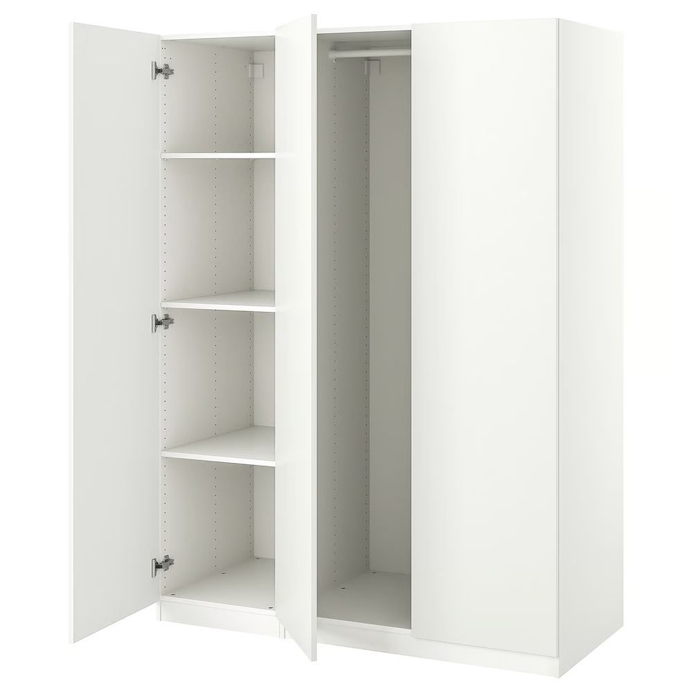 IKEA, вид спереди