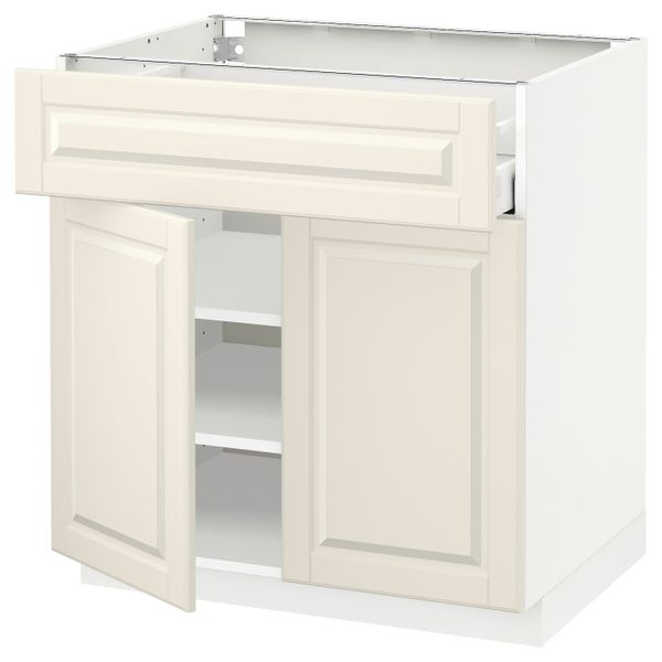 IKEA, вид спереди