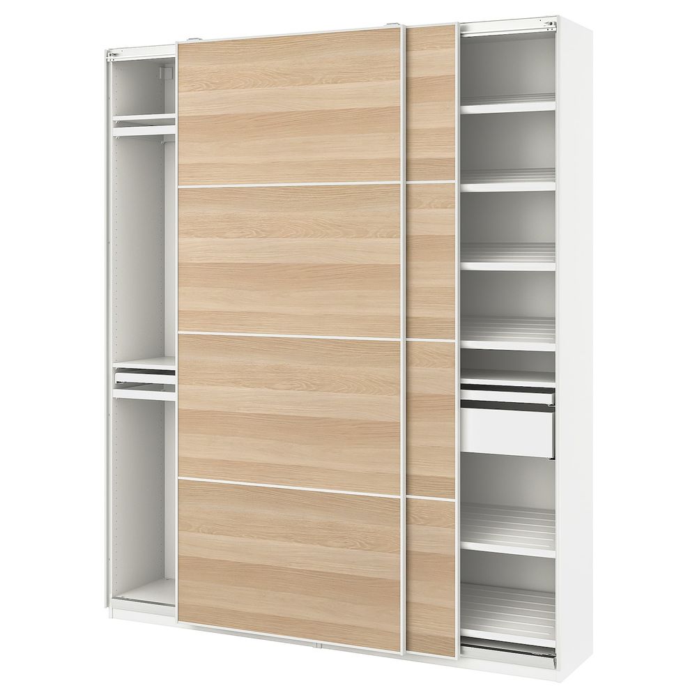 IKEA, вид спереди