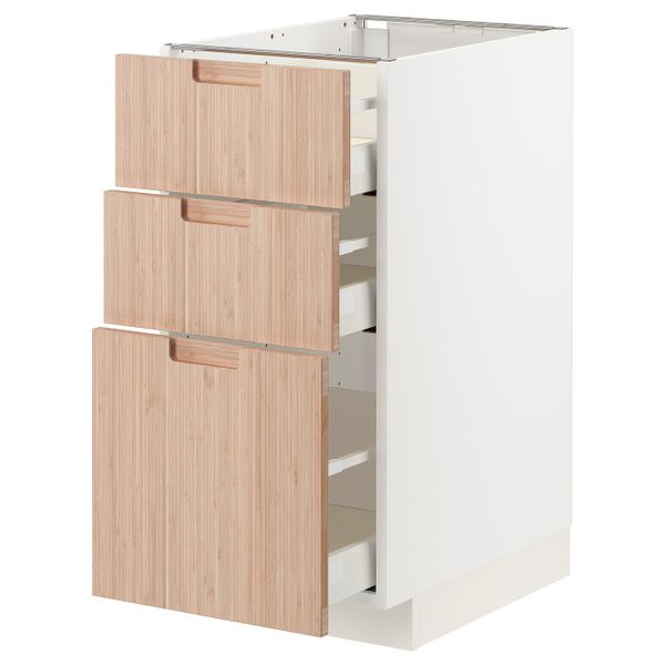 IKEA, вид спереди