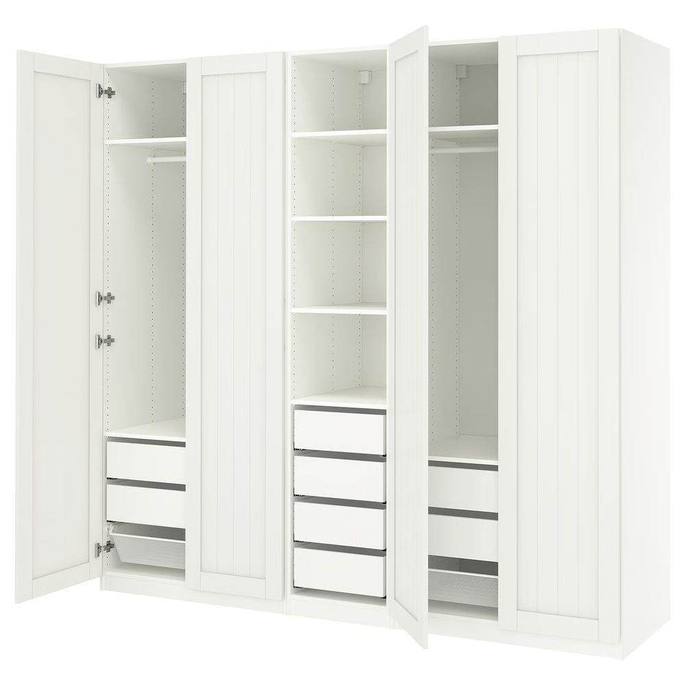 IKEA, вид спереди