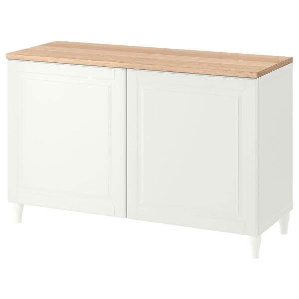 IKEA, вид спереди