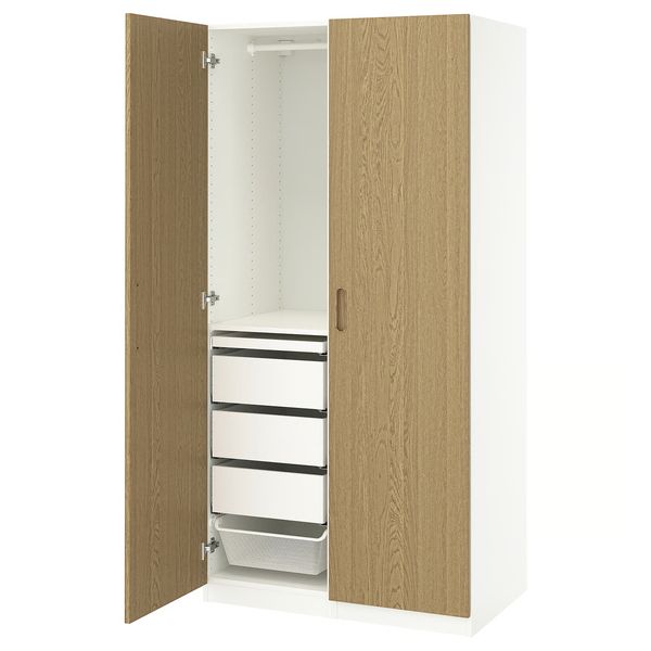 IKEA, вид спереди
