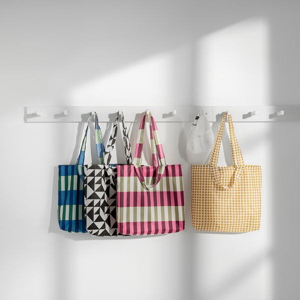 Сумка, черный-белый IKEA SKYNKE СКЮНКЕ 304.768.31 - схема-чертеж с размерами