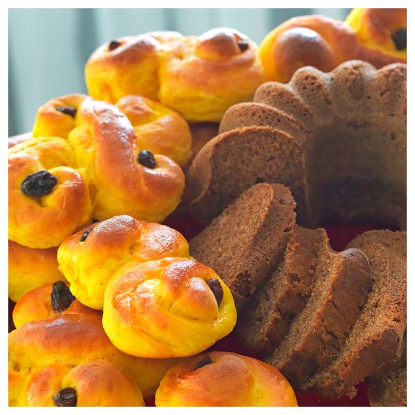 Ароматическая свеча в стакане, 2 фитиля ЛУГГА, Рождественская выпечка, коричневый (10 см) - фото 2