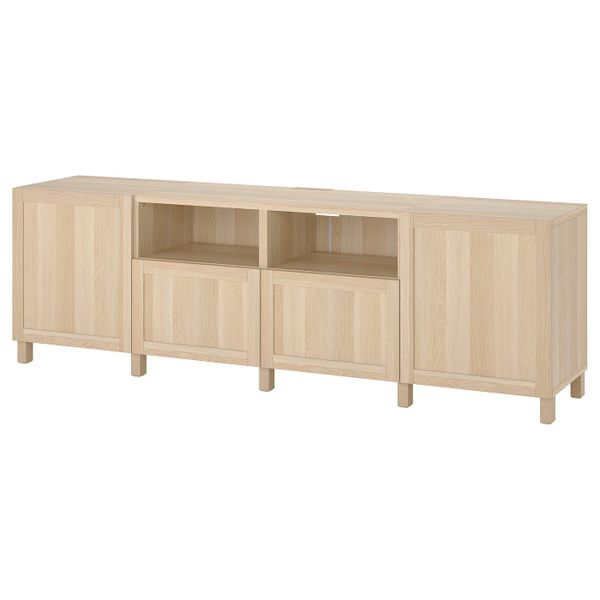 IKEA, вид спереди