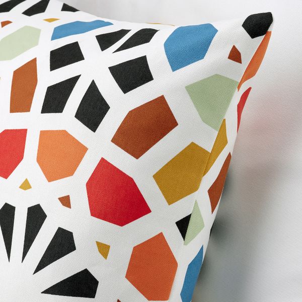 Чехол на подушку, разноцветный 50x50 см IKEA HEMBJUDEN ХЕМБЬЮДЕН 305.119.19 - фото 2