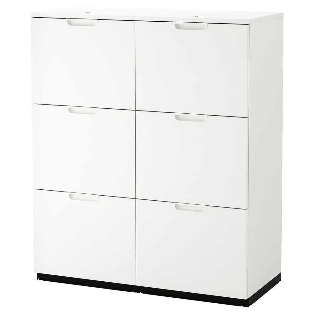 IKEA, вид спереди