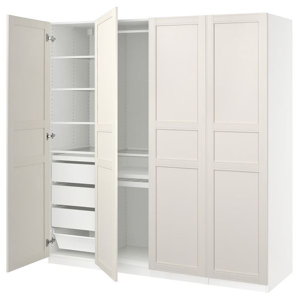 IKEA, вид спереди