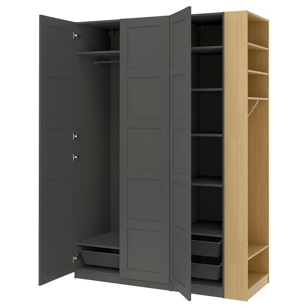 IKEA, вид спереди