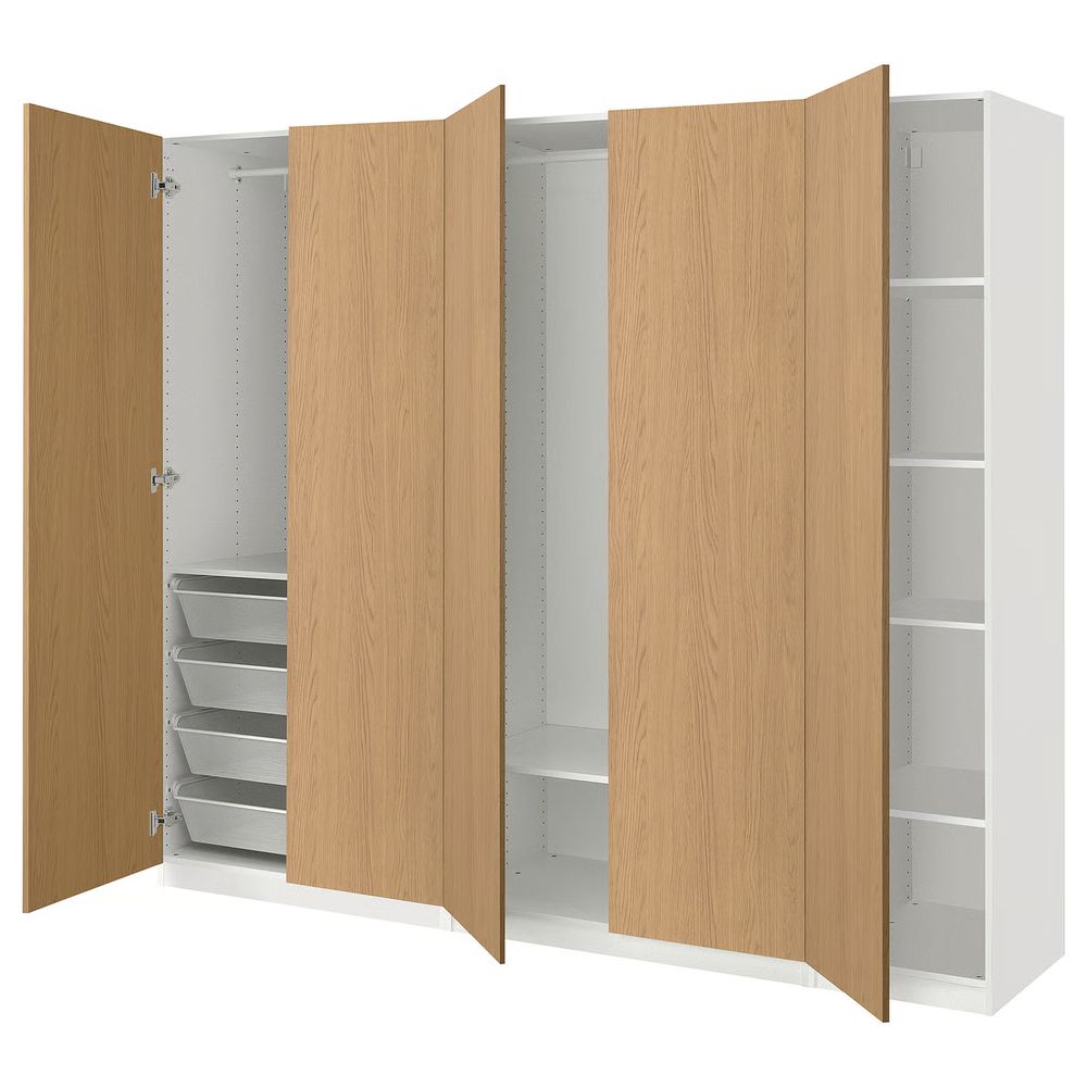 IKEA, вид спереди