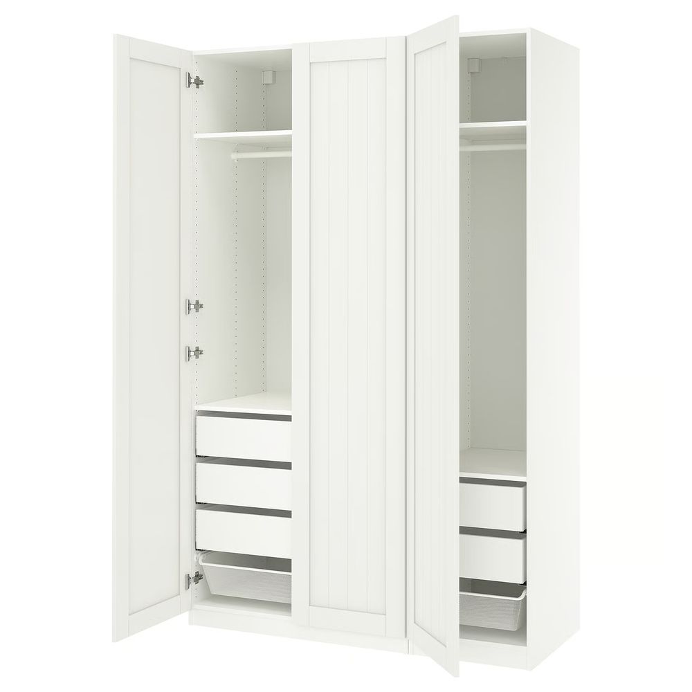 IKEA, вид спереди