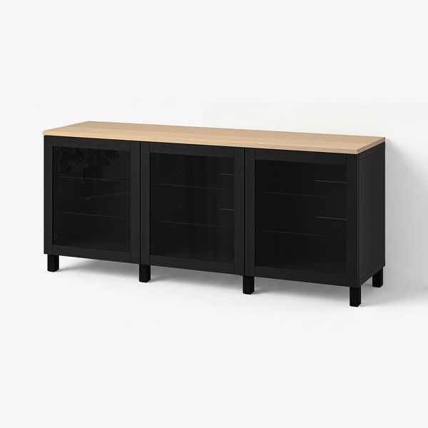 IKEA, вид спереди