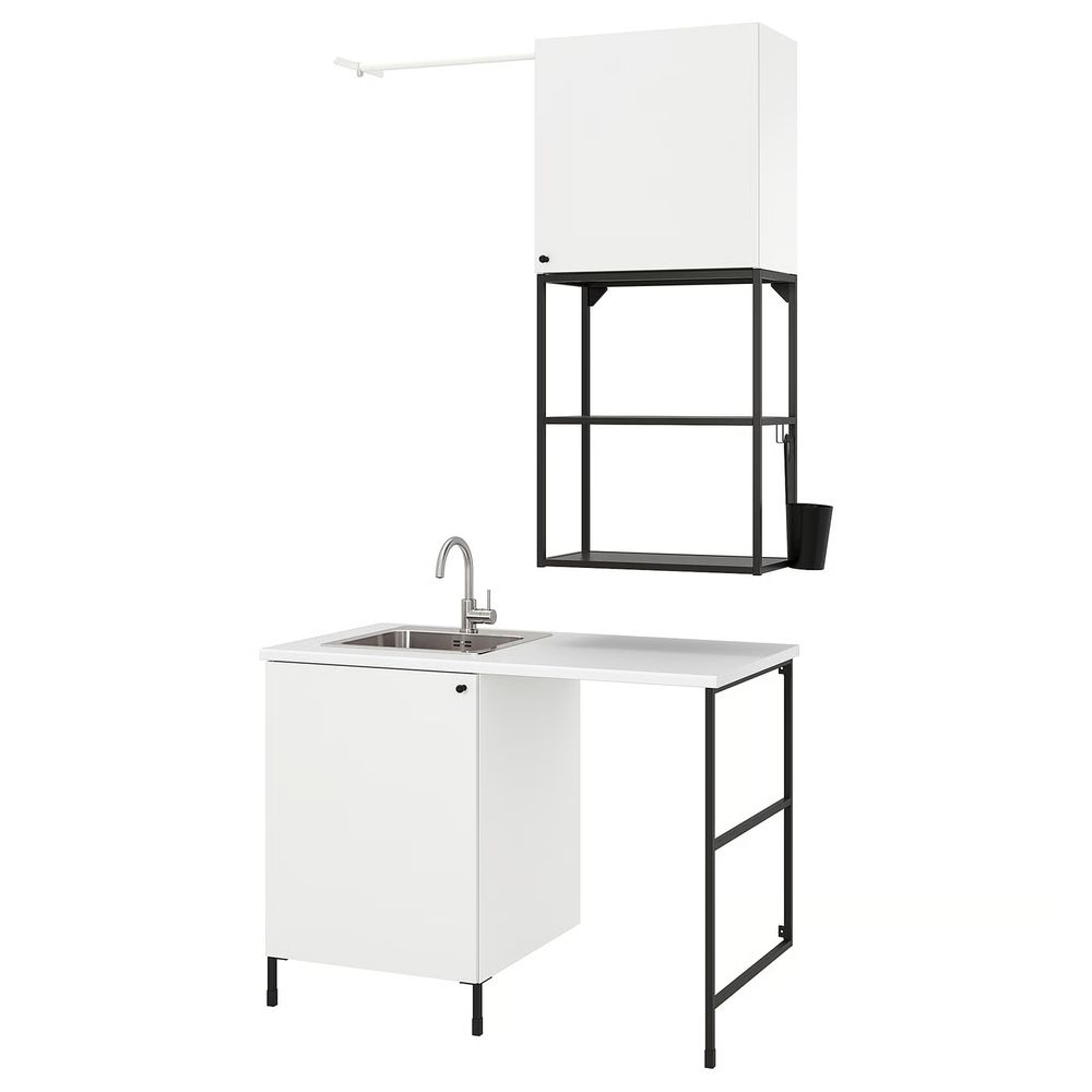 IKEA, вид спереди