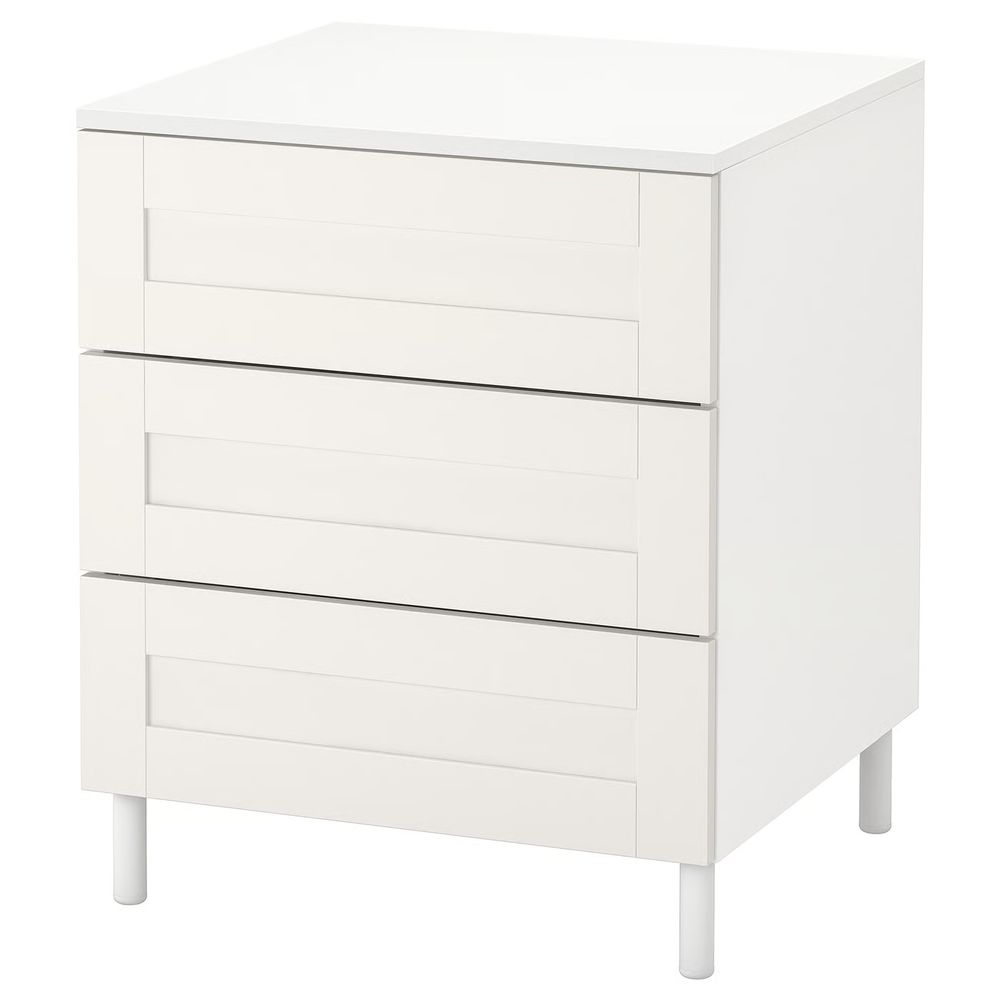 IKEA, вид спереди