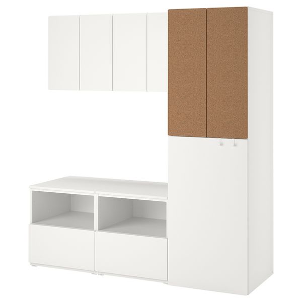 IKEA, вид спереди