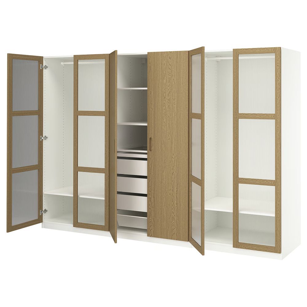 IKEA, вид спереди