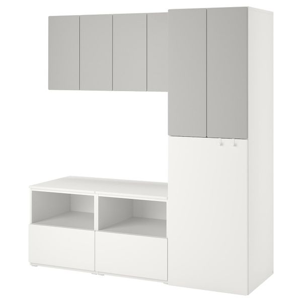IKEA, вид спереди