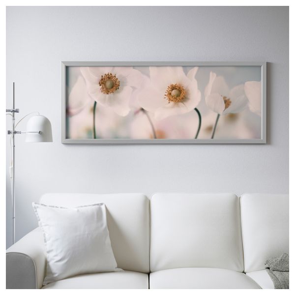 Картина с рамой БЬЁРКСТА, Белые цветы, цвет алюминия (140x56 см) - фото 2