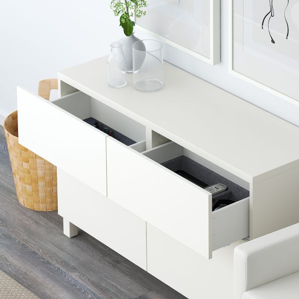 IKEA, вид спереди