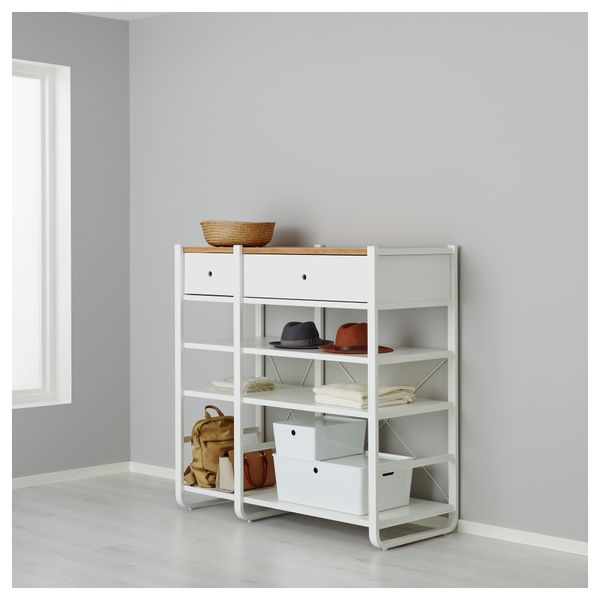 IKEA, вид спереди