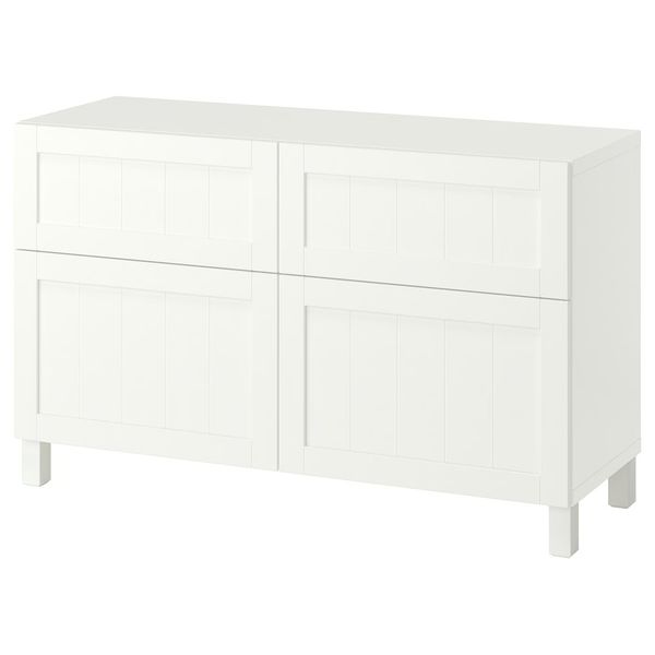 IKEA, вид спереди