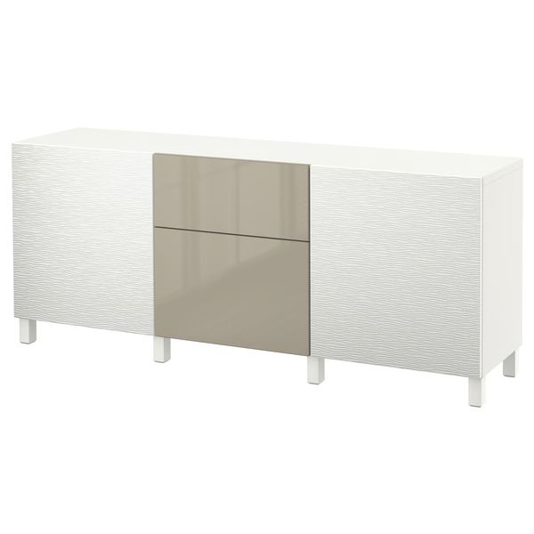 IKEA, вид спереди