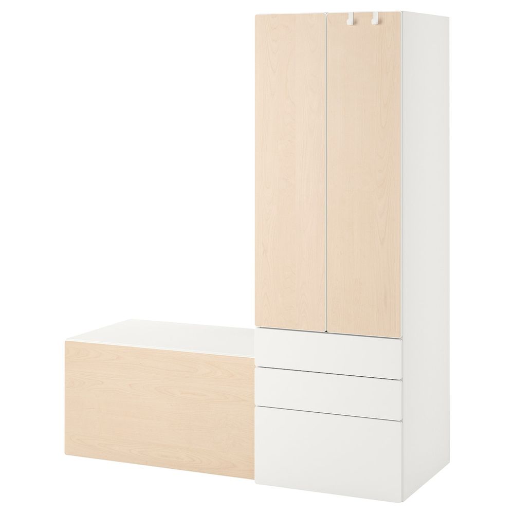 IKEA, вид спереди