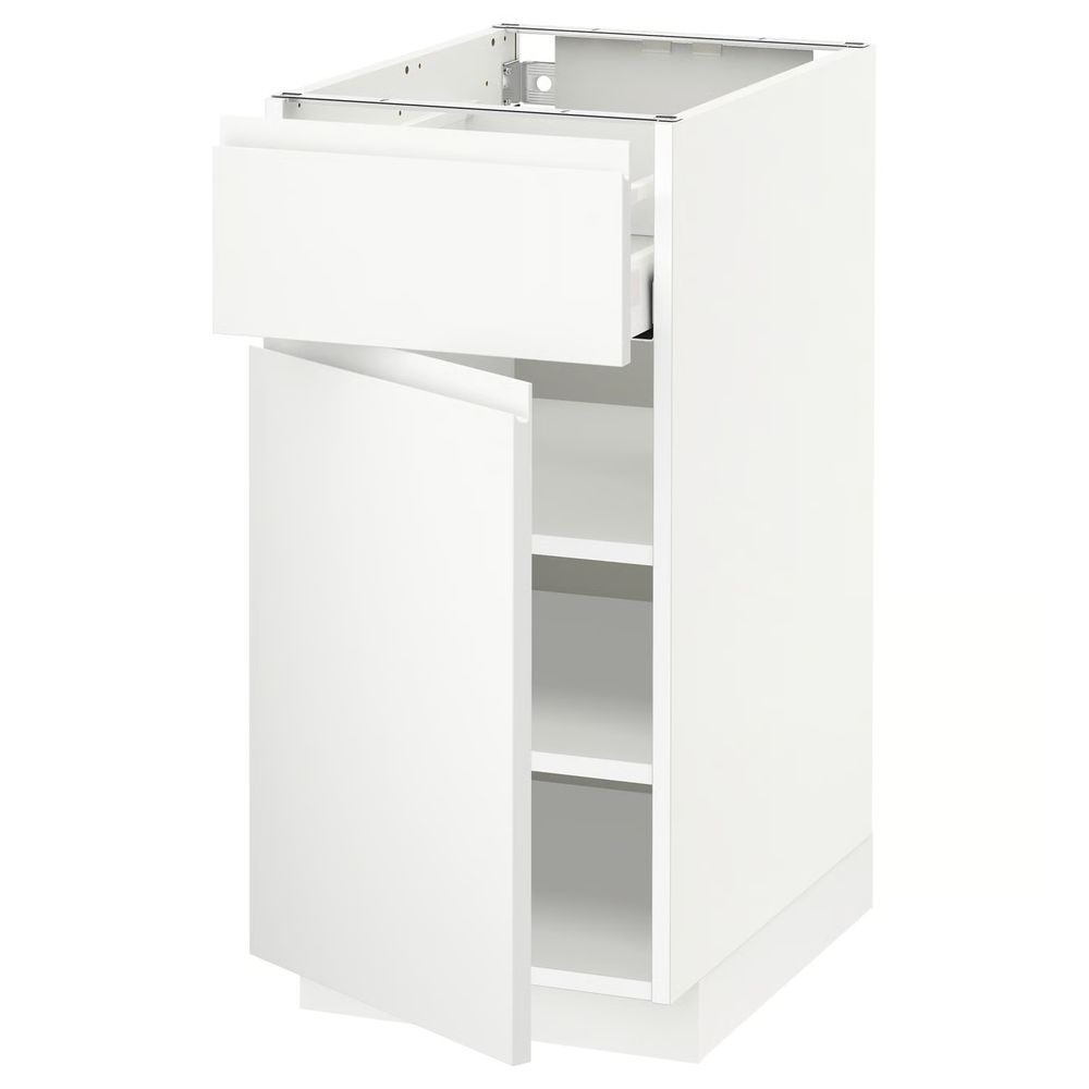 IKEA, вид спереди